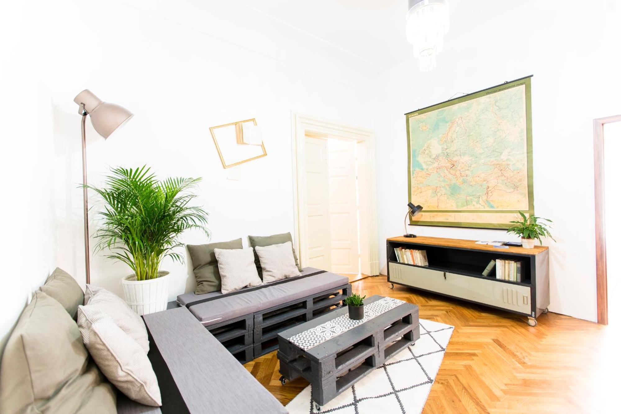 Friday Songs Apartment Prague Luaran gambar