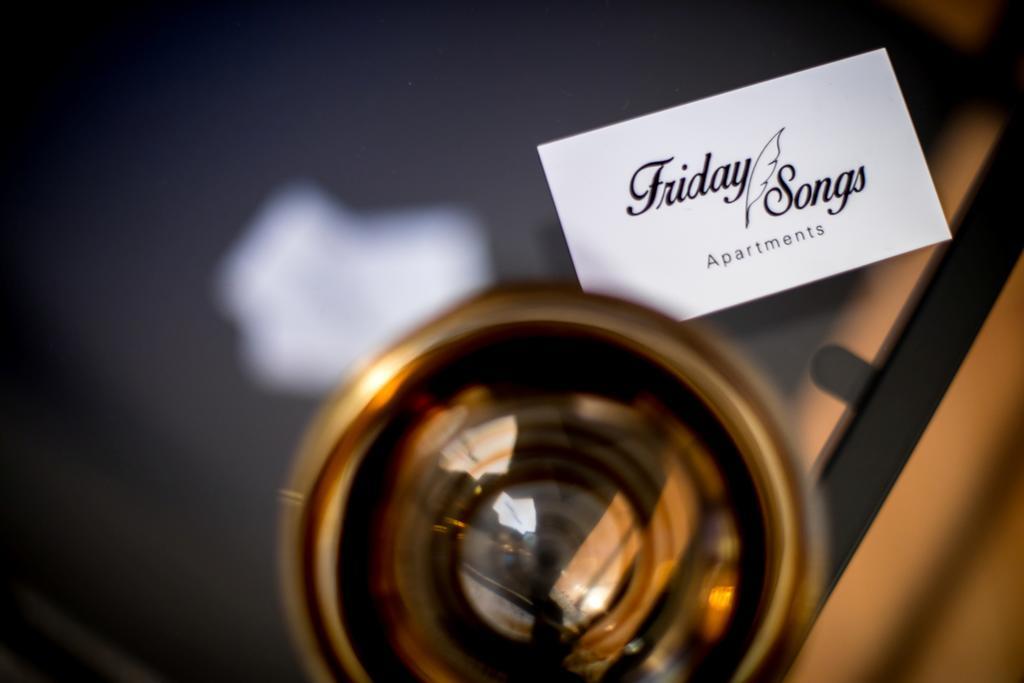Friday Songs Apartment Prague Luaran gambar